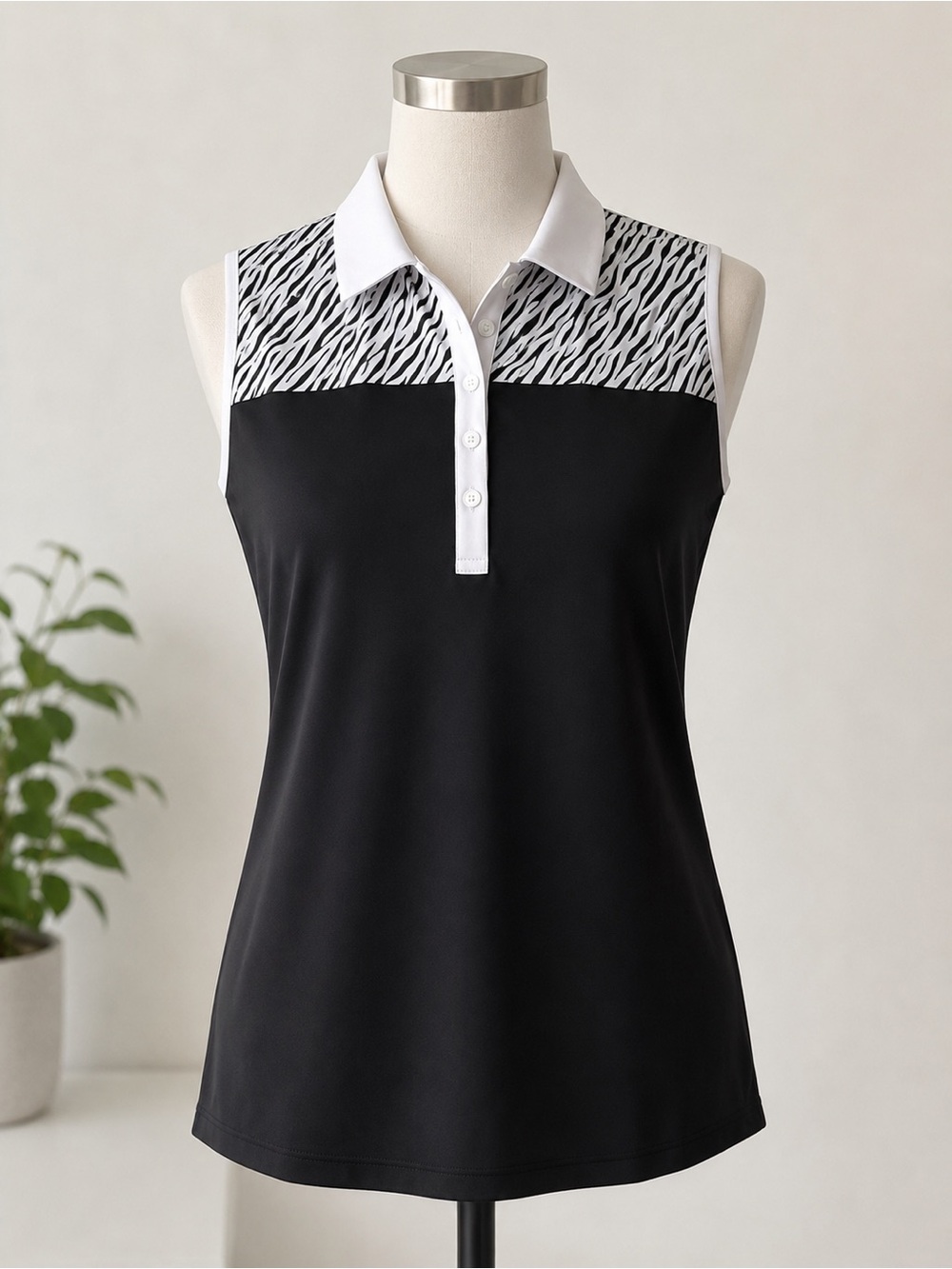 Coral Bay Black Sleeveless Polo with White Zebra pattern EUC